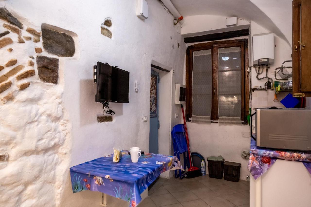 Apartment 176 - Casa Leoncini - Centro Storico 450metri Dall'ariston *